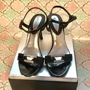 ✨Sparkly Hot Gossip rhinestone heels✨